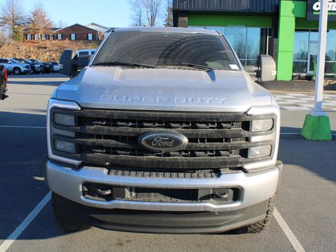 Used 2023 Ford F350 Lariat w/ Black Appearance Package image 2