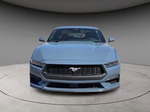 Used 2025 Ford Mustang Premium RWD image 15