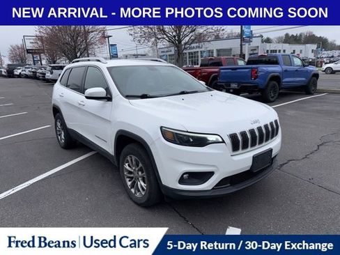 Used 2019 Jeep Cherokee Latitude Plus w/ Comfort/Convenience Group image 1