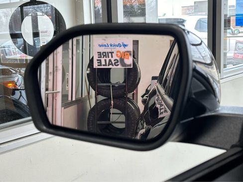 Used 2023 Ford Explorer Limited w/ Equipment Group 301A image 23