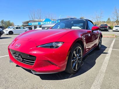Used 2016 MAZDA MX-5 Miata Grand Touring