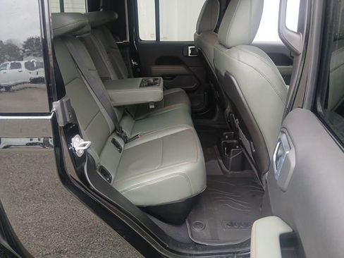 New 2026 Jeep Gladiator Mojave image 25