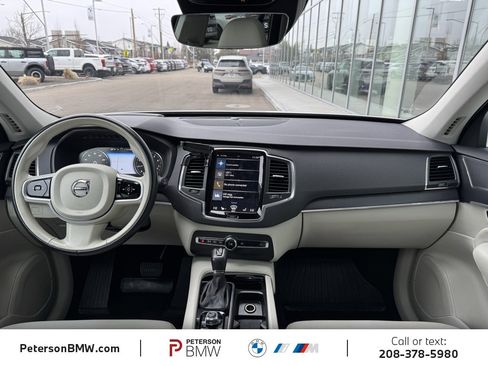 Used 2020 Volvo XC90 T6 Momentum w/ Protection Package Premier image 2