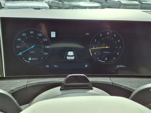 Used 2024 Hyundai Santa Fe Calligraphy FWD image 15