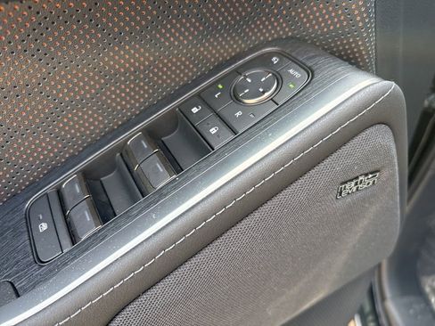 Used 2026 Lexus GX 550 w/ Accessory Package (2T) image 17