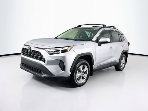 Used 2025 Toyota RAV4 LE image 3