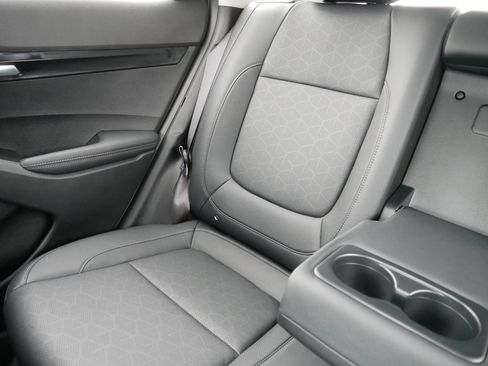 Certified 2024 Kia Seltos EX AWD/4WD image 12
