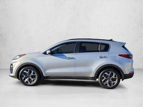Used 2021 Kia Sportage EX w/ EX Technology Package image 9