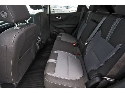 Used 2024 Chevrolet Blazer LT w/ Convenience Package FWD image 7