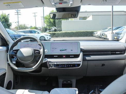 Used 2023 Hyundai Ioniq 5 Limited AWD/4WD image 16