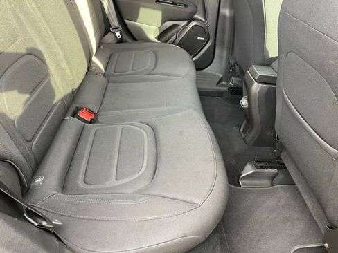 Used 2021 Jeep Renegade Latitude w/ Sun & Sound Group image 17