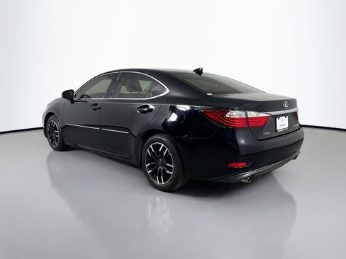 Used 2015 Lexus ES 350 w/ Luxury Package image 8