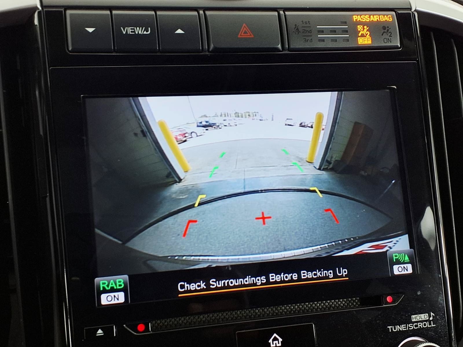 Used 2022 Subaru Ascent Touring AWD/4WD image 25