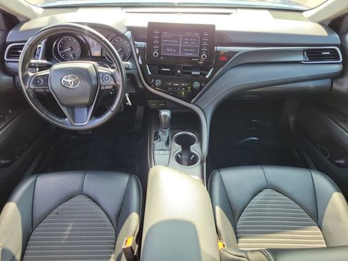 Used 2024 Toyota Camry SE FWD image 12