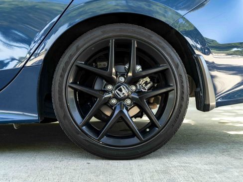 Used 2025 Honda Civic Sport image 15