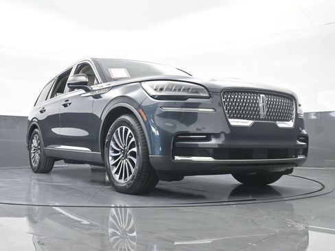 Used 2022 Lincoln Aviator Reserve w/ Elements Package Plus image 74