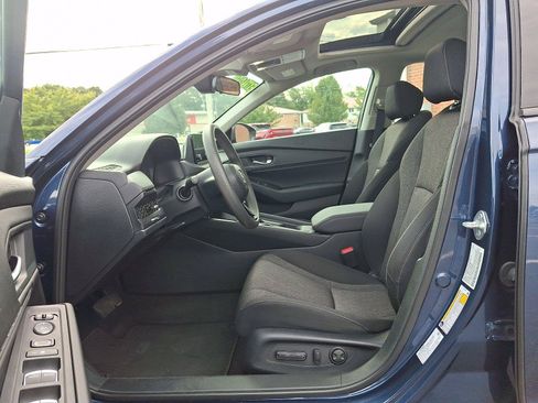 Used 2024 Honda Accord EX image 13