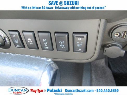 Used 2018 Nissan Frontier PRO-4X image 29