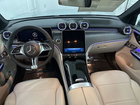 New 2026 Mercedes-Benz GLC 300 image 21