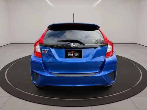Used 2017 Honda Fit LX image 4
