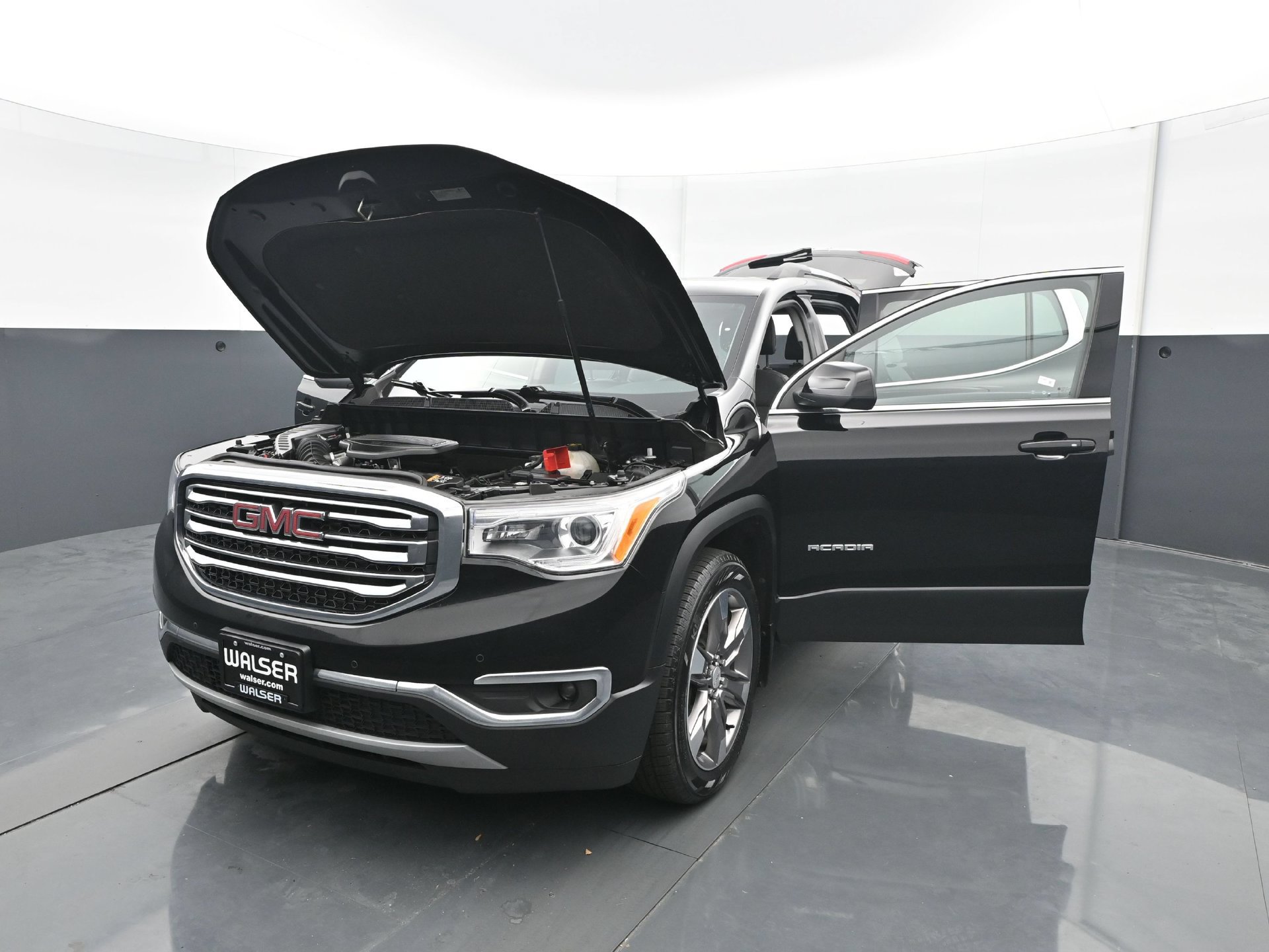 Used 2019 GMC Acadia SLT AWD/4WD image 32