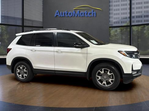 Used 2023 Honda Passport TrailSport image 13