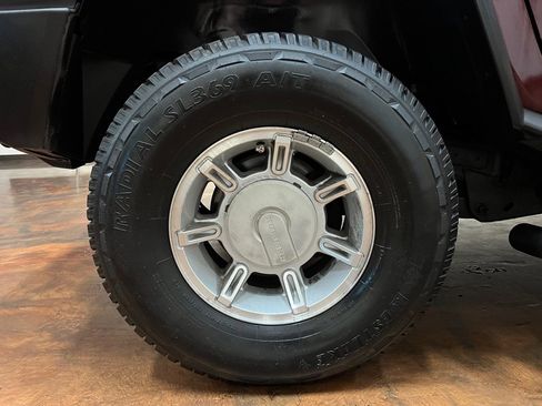 Used 2006 HUMMER H2 AWD/4WD image 12