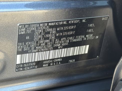 Certified 2022 Toyota RAV4 XLE w/ Convenience Package image 36