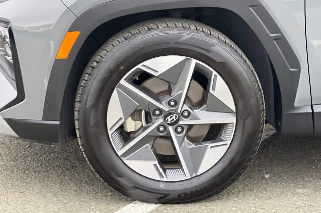 Used 2025 Hyundai Tucson SEL FWD image 34