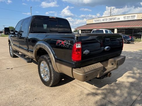 Used 2013 Ford F250 King Ranch w/ King Ranch w/Chrome Pkg AWD/4WD image 5