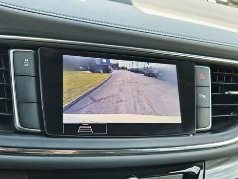 Used 2021 Buick Enclave Preferred FWD image 27
