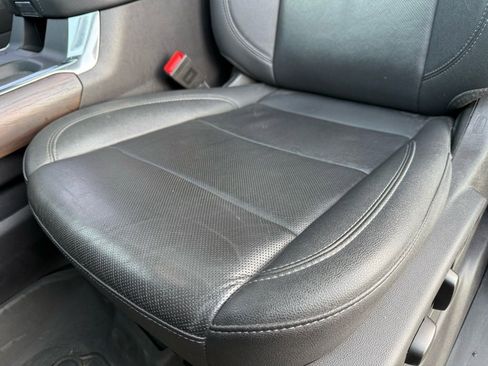 Used 2024 GMC Sierra 1500 SLT w/ SLT Premium Plus Package image 22