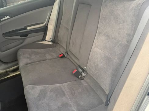 Used 2010 Honda Accord LX image 11