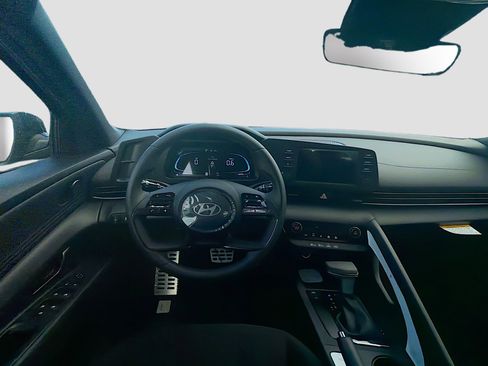 New 2026 Hyundai Elantra Sport FWD image 15