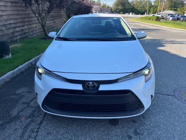 Certified 2024 Toyota Corolla LE FWD image 2