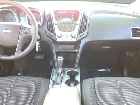 Used 2017 Chevrolet Equinox LS image 13