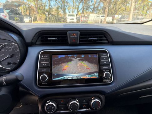 Used 2025 Nissan Versa SV image 21