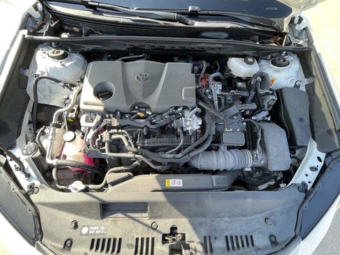 Used 2025 Toyota Camry LE image 42