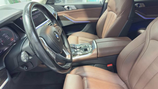 Used 2020 BMW X7 xDrive40i w/ Premium Package AWD/4WD image 24