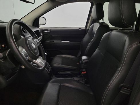 Used 2016 Jeep Compass Latitude AWD/4WD image 17