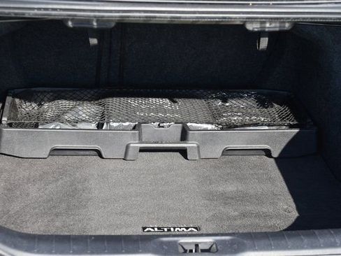 Used 2023 Nissan Altima 2.5 SR w/ SR Premium Package image 23