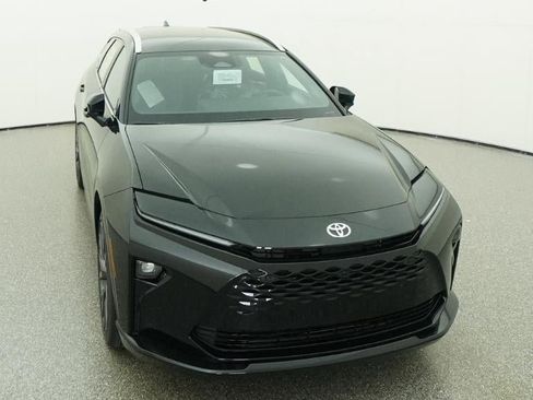 New 2026 Toyota Crown Signia AWD/4WD image 14