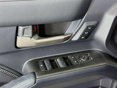 New 2026 Toyota 4Runner Limited AWD/4WD image 17