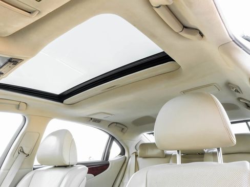 Used 2012 Lexus LS 460 L image 26