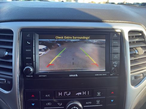 Used 2013 Jeep Grand Cherokee Trailhawk image 23