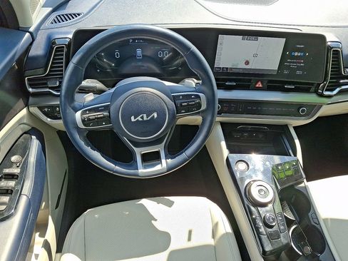 Certified 2023 Kia Sportage EX AWD/4WD image 13