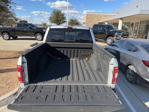 Used 2018 Ford F150 XLT w/ Equipment Group 302A Luxury image 16