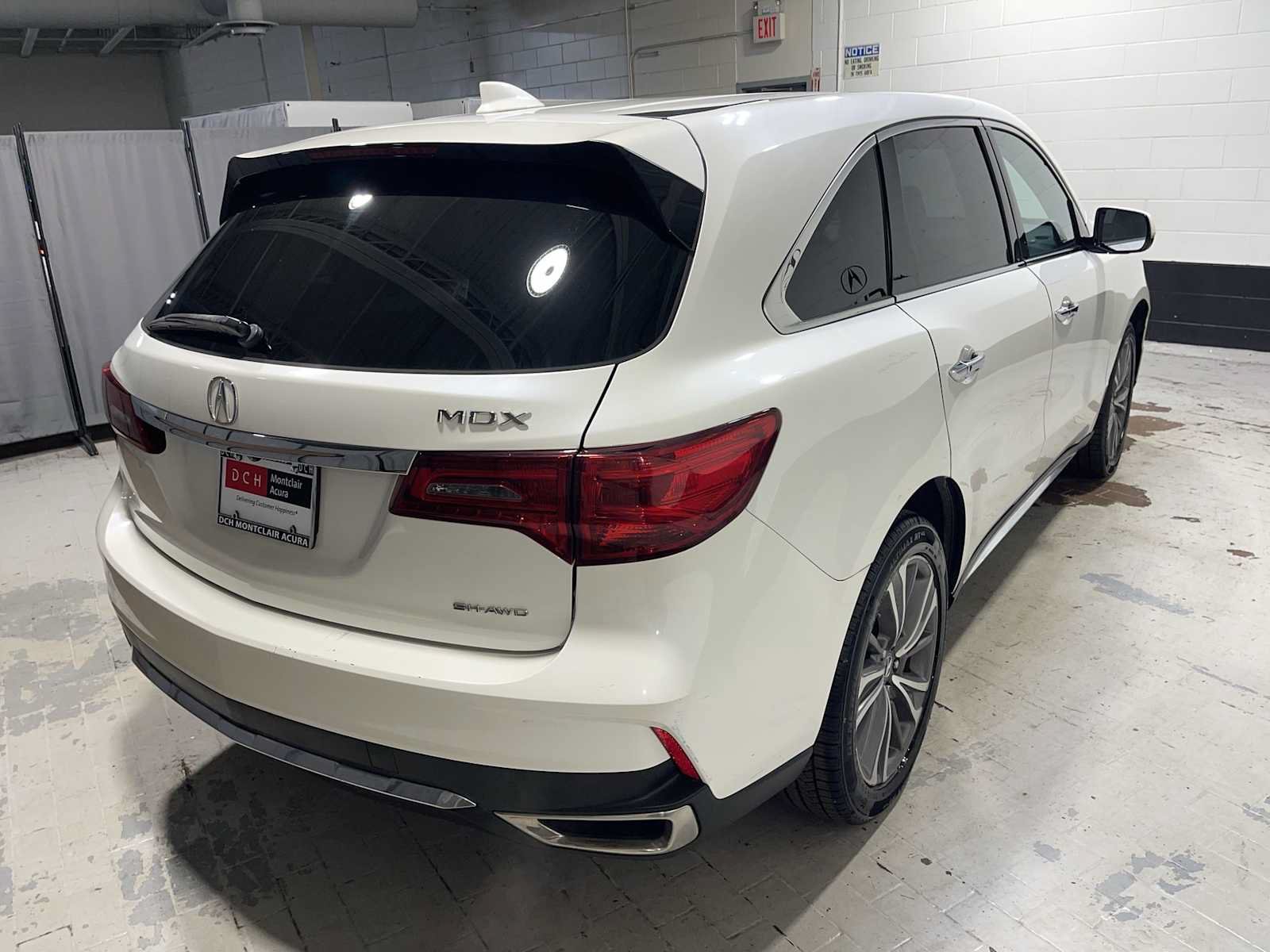 Used 2018 Acura MDX w/ Technology Package AWD/4WD image 26