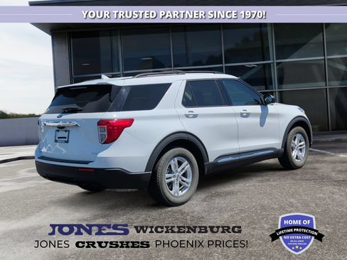 Used 2020 Ford Explorer XLT RWD image 5