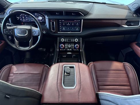 Certified 2023 GMC Yukon Denali Ultimate image 15